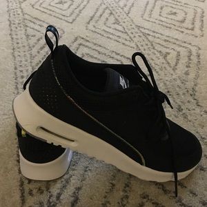 Nike Air Max Thea
